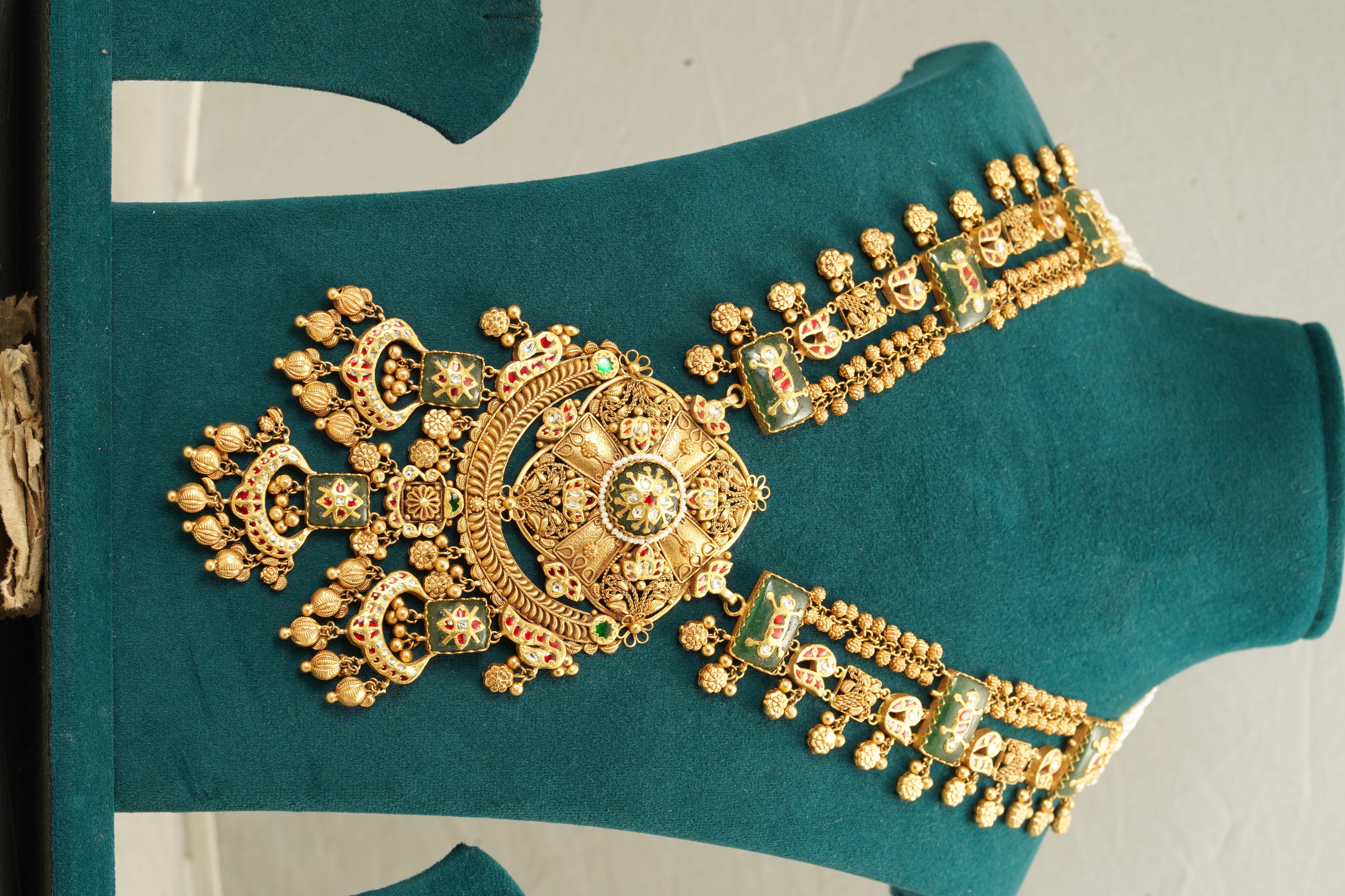Manan Jewellers Showroom Collection